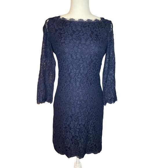 Diane Von Furstenberg Dresses & Skirts - Diane von Furstenberg Zarita Scoop Dress Navy Lace size 8